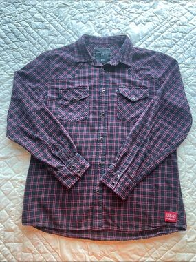urban pipeline Black & Maroon Plaid Button-Down Shirt